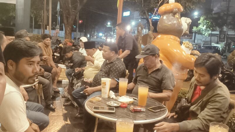 Setelah Dialog Dengan Ormas Yang Sempat Akan Demo, Wali Kota Pastikan Surabaya Aman dan Nyaman
