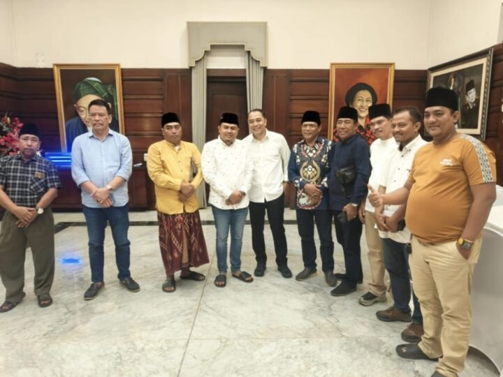 Audiensi Hangat di Rumah Dinas Wali Kota Surabaya: FSMI dan Pemkot Capai Kesepakatan Soal Penataan Parkir Toko Modern