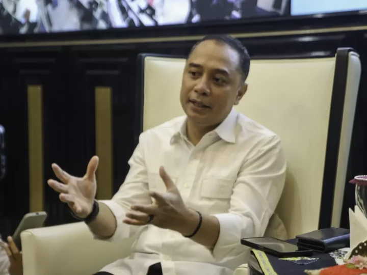 Wali Kota Surabaya Eri Cahyadi Bahas Skema Pembayaran Parkir Dengan Pengusaha