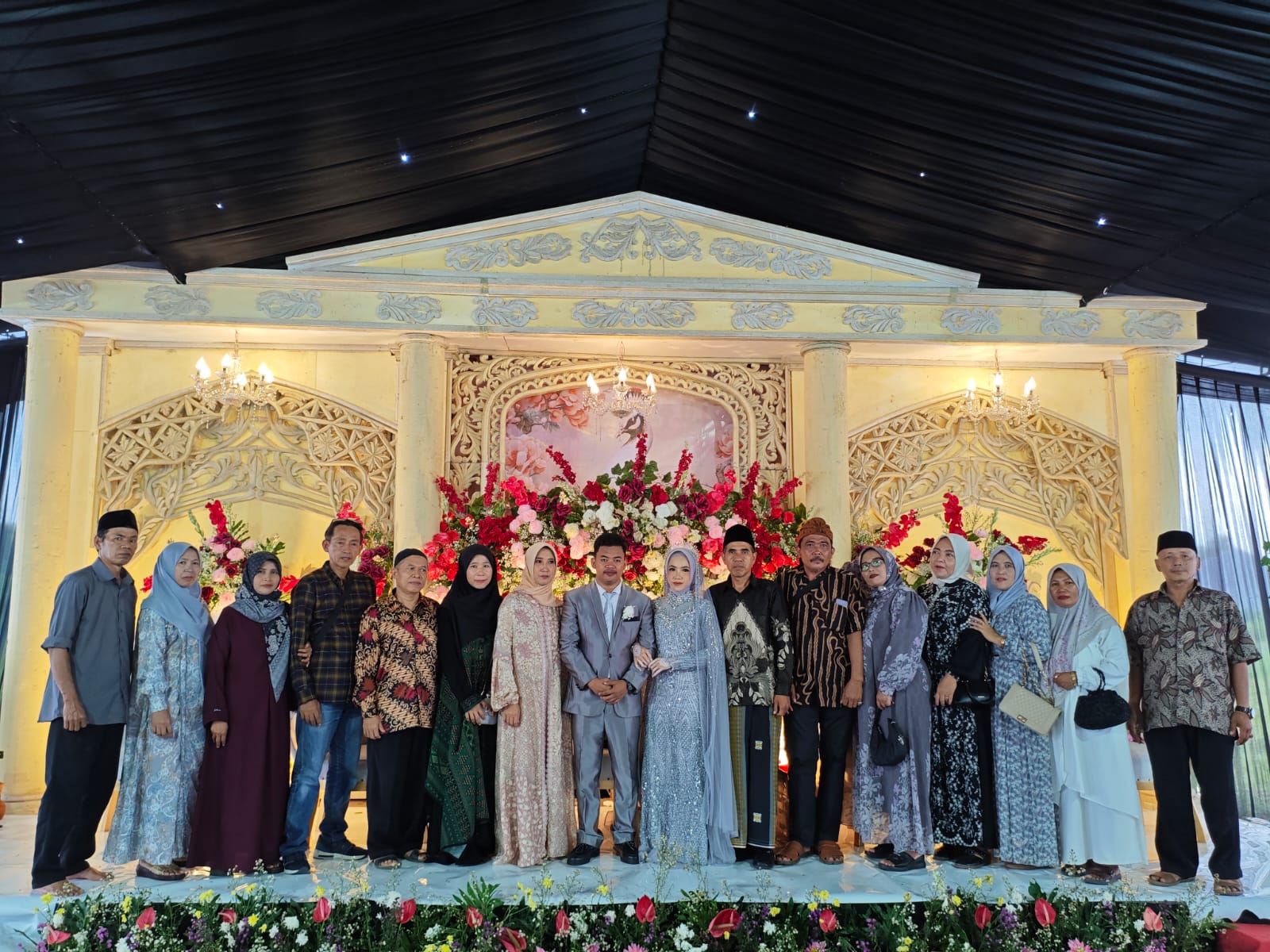 Selamat Resepsi Pernikahan Putri Dari Bapak H.Haerudin & Ibu Hj Siti Lia Alumni Mts. Matlaulhuda Parung Panjang Berjalan Lancar.