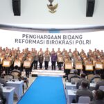 Prestasi Membanggakan: Polres Metro Tangerang Kota menerima Penghargaan Pelayanan Prima dari Kapolri di Musrenbang 2025