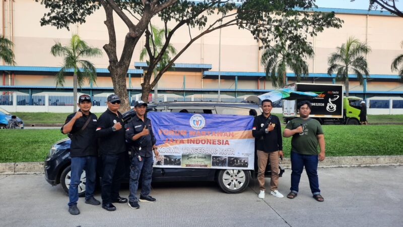 Jalin Silaturahim Antar Jurnalis FWJI Sejabodetabek, Kasie Sosial Berbagi Jum’at Berkah di BekasiJalin Silaturahim Antar Jurnalis FWJI Sejabodetabek, Kasie Sosial Berbagi Jum’at Berkah di Bekasi