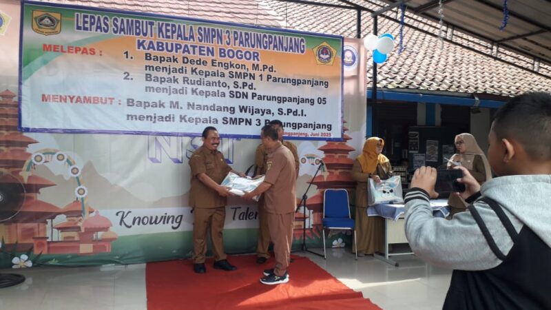 Pisah Sambut Kepala Sekolah SMPN 3 Parungpanjang Selamat Bertugas di Sekolah Yang Baru