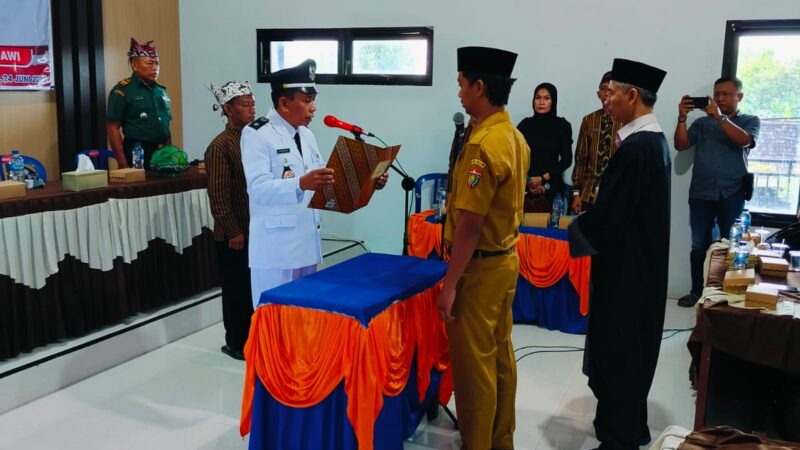 KEPALA DESA NGOMPRO LANTIK KEPALA DUSUN GADUNG DESA NGOMPRO KECAMATAN PANGKUR KABUPATEN NGAWI.