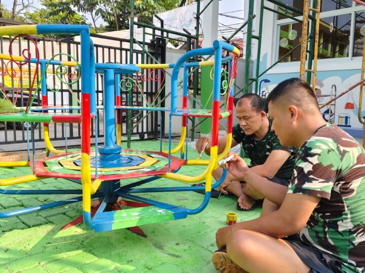 Tumbuhkan Semangat Belajar Sejak Dini, Korem 051/Wijayakarta dan Masyarakat Gelar Karya Bhakti di TK Kartika X-16 Mampang, Jakarta Selatan