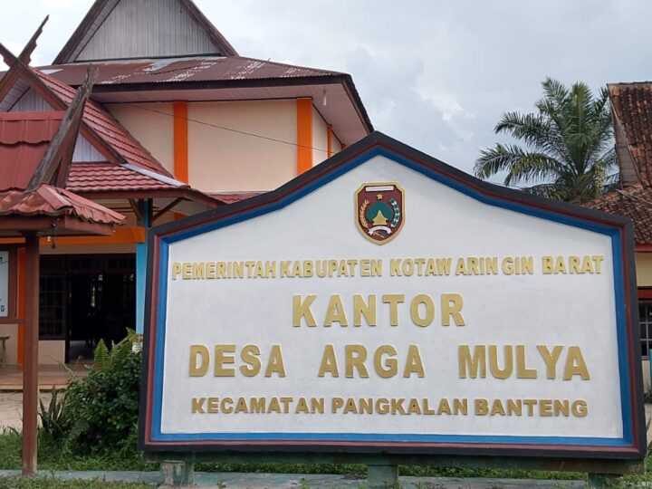Kepala Desa Arga Mulya Kobar Membenarkan Warganya Yang Bentuk Panitia PTSL, dan Menarik Biaya Sebesar 4 Juta/Sertifikat Untuk Perbaikan Infrastruktur.