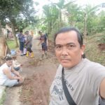 Jum’at Giat Gotong Royong Memperbaiki Jalan Lingkungan di kampung Cilejet RT 03 Rw 01 Desa Batok
