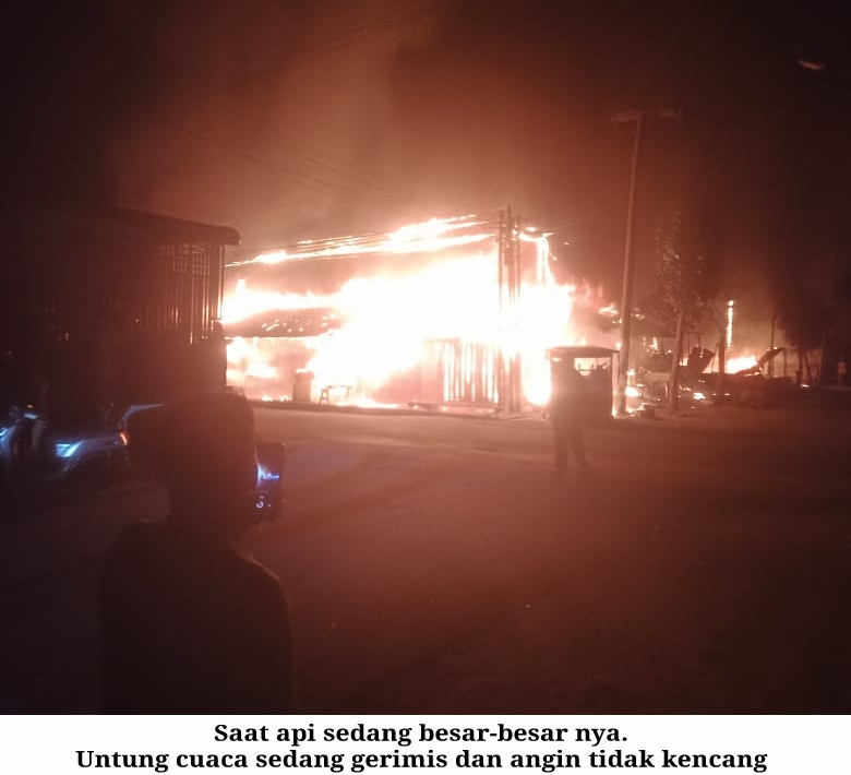 Dugaan Korsleting Listrik “Delapan Kios Hangus Terbakar Di Kota Lubuk Pakam”
