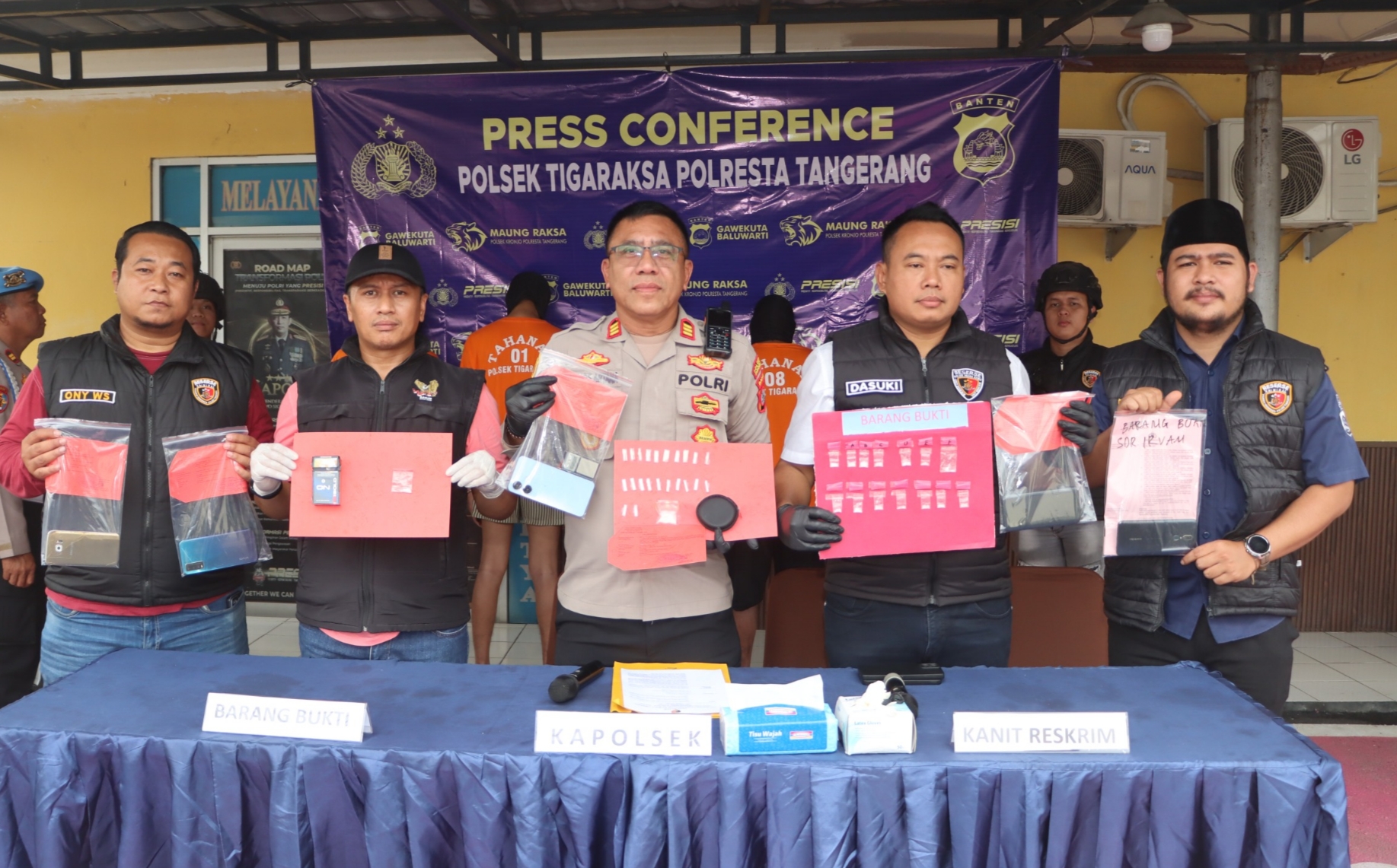 Polsek Tigaraksa Tangkap Lima Pengedar Sabu, Kapolsek Tegaskan Komitmen Berantas Narkoba