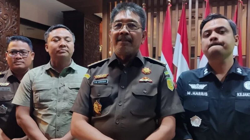 Terkait Dugaan Korupsi Hibah SMK Rp 65 Miliar, Kejati Jatim Periksa 30 Kepala Sekolah.