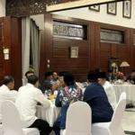 Demo Wali Kota Surabaya Soal Jukir Liar di Surabaya Batal, Setelah Adakan Pertemuan Antara Forum Solidaritas Madura Indonesia Dengan Pemkot Surabaya.