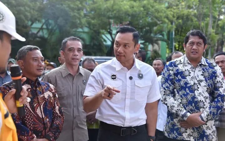 Pantau Progres Renovasi Sekolah Rakyat Pacitan AHY Disambut Puluhan Calon Siswa