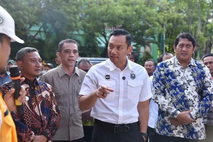Pantau Progres Renovasi Sekolah Rakyat Pacitan AHY Disambut Puluhan Calon Siswa