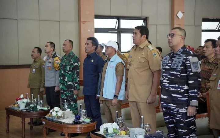 Bupati Pacitan Indrata Nur Bayuaji Mengikuti Peluncuran Kelembagaan 80.000 Koperasi Desa/Kelurahan Merah Putih di Klaten Jateng