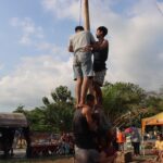 Meriahkan Hari Bhayangkara ke-79, Polresta Tangerang Gelar Lomba Panjat Pinang di Alun-Alun Tigaraksa