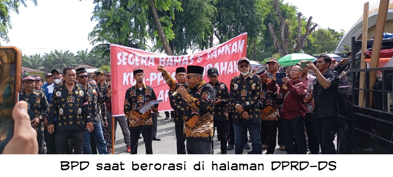 DPRD-DS Sedang Tidak Baik-Baik Saja.!! “Ratusan Massa PABPDSI Geruduk DPRD-DS Agar KUA-PPAS 2025 Diparipurnakan”