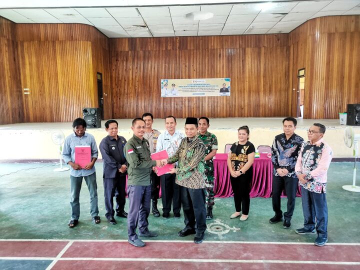 Kegiatan Penyerahan Akta Notaris Bertempat di Gedung Wanagraha Pegatan.