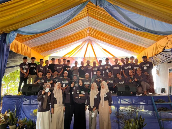 Santunan Anak Yatim Organisasi Pemuda Sipeureup (OPS) Bangun Solidaritas Sosial di Masyarakat