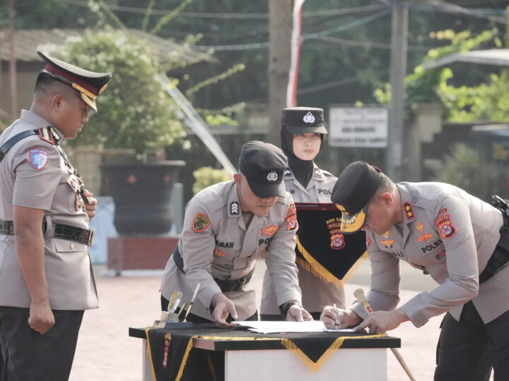 Tongkat Komando Polresta Tangerang Resmi Diserahterimakan