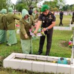 Dalam Rangka HUT Kodam XII/Tpr ke-67 Tahun 2025, Kodim 1015/Sampit Gelar Ziarah Rombongan ke Taman Makam Pahlawan