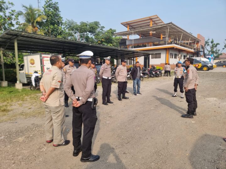 Polsek Cikupa Gelar Apel Pagi dan Cek Kesiapan Dapur SPPG di PT. Boga Rasa Tama