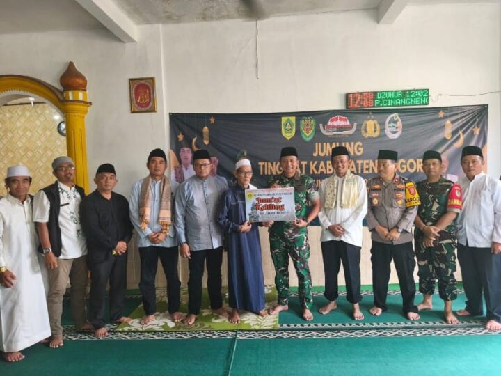 Jumat Keliling.., Forkopimda Kab Bogor Beserta Dandim 0621/Kab Bogor Sampaikan Pesan Keamanan dan Ketertiban