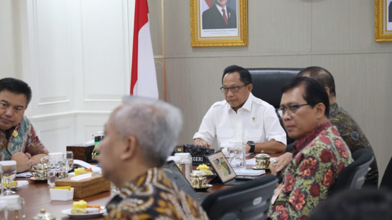 Percepat Program MBG, Mendagri Minta Pemda Bentuk Satgas dan Koordinasi dengan BGN