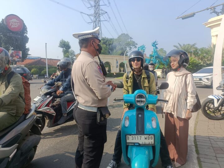 Main HP Saat Nyetir, Puluhan Orang Ditindak pada Operasi Patuh Maung Polresta Tangerang