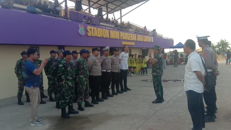 Sinergi TNI-Polri Amankan LINDA CUP 2025 di Kecamatan Kronjo