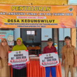 Pemdes Kedungwilut Tulungagung Salurkan BLT DD 2025 Untuk 19 KPM