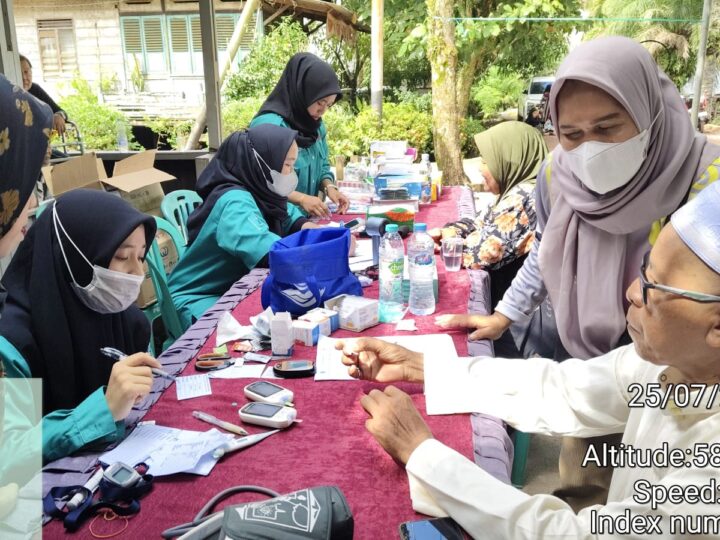 PT. Bumi Makmur Waskita Program Berobat Gratis Untuk Masyarakat di Desa Menjalin Kecamatan Parenggean Kotim