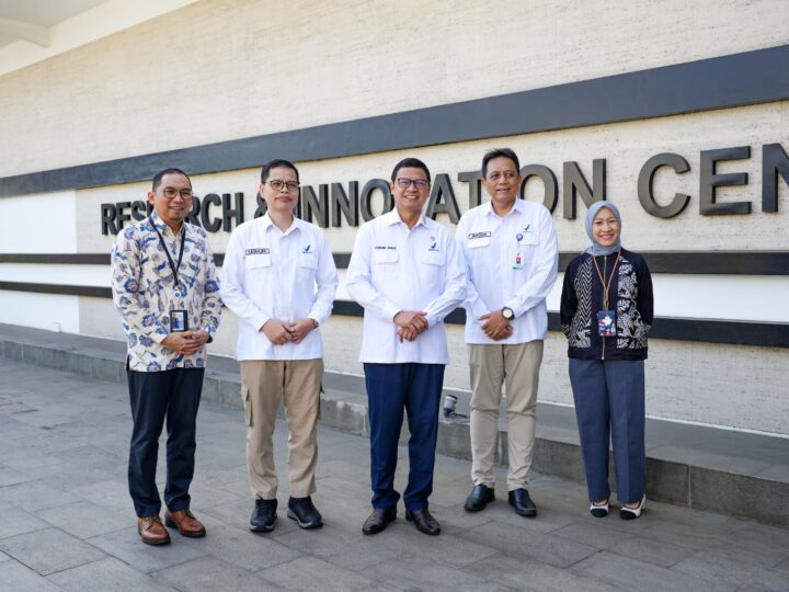 Kepala BPOM Kunjungi ParagonCorp, Dukung Inovasi Berbasis Riset di Industri Kosmetik