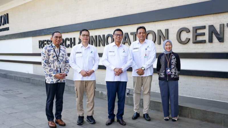 Kepala BPOM Kunjungi ParagonCorp, Dukung Inovasi Berbasis Riset di Industri Kosmetik