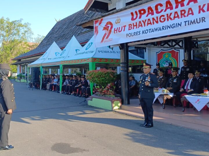 Komandan Kodim 1015/Sampit Hadiri Upacara Peringatan Hari Bhayangkara Ke 79