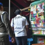 Satpol PP Surabaya dan Bea Cukai Sidoarjo Sita 981 Bungkus Rokok Ilegal