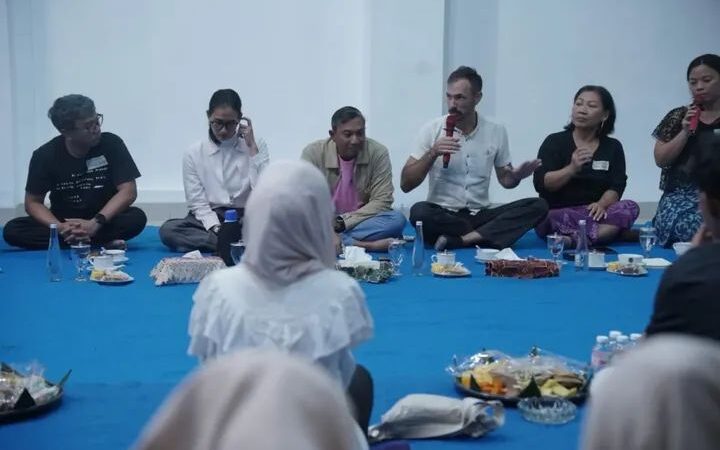 Bupati Indrata Nur Bayuaji Beserta Istri Menghadiri Srawung Komunitas Pacitan, 70 Mile Of Sea Paradise