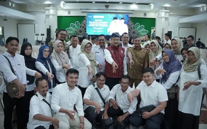 Bupati Pacitan Indrata Nur Bayuaji Menghadiri Acara Dialog Dengan Mensos di UIN Ponorogo.