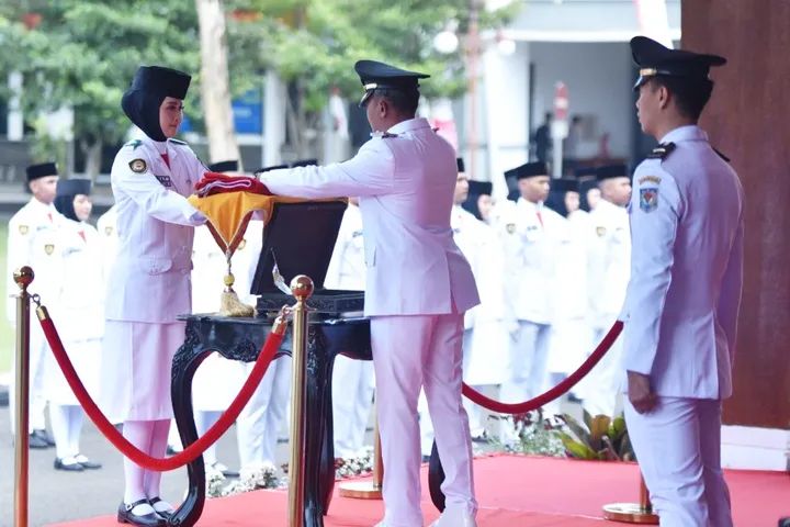 Pimpin Upacara HUT Ke-80 Kemerdekaan RI Bupati Pacitan Beri Pesan “Jaga Solidaritas Kerukunan Dan Persatuan”