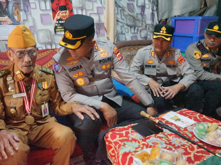 Jelang Hari Kemerdekaan, Kapolresta Tangerang Silaturahmi ke Pejuang Veteran