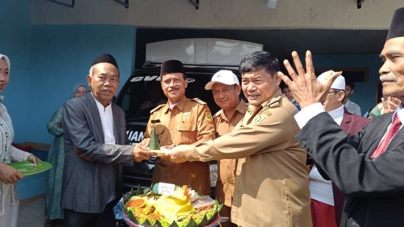 Camat Parungpanjang dan Pembina SPPG Sambut Baik Launching Program MBG di Desa Pingku