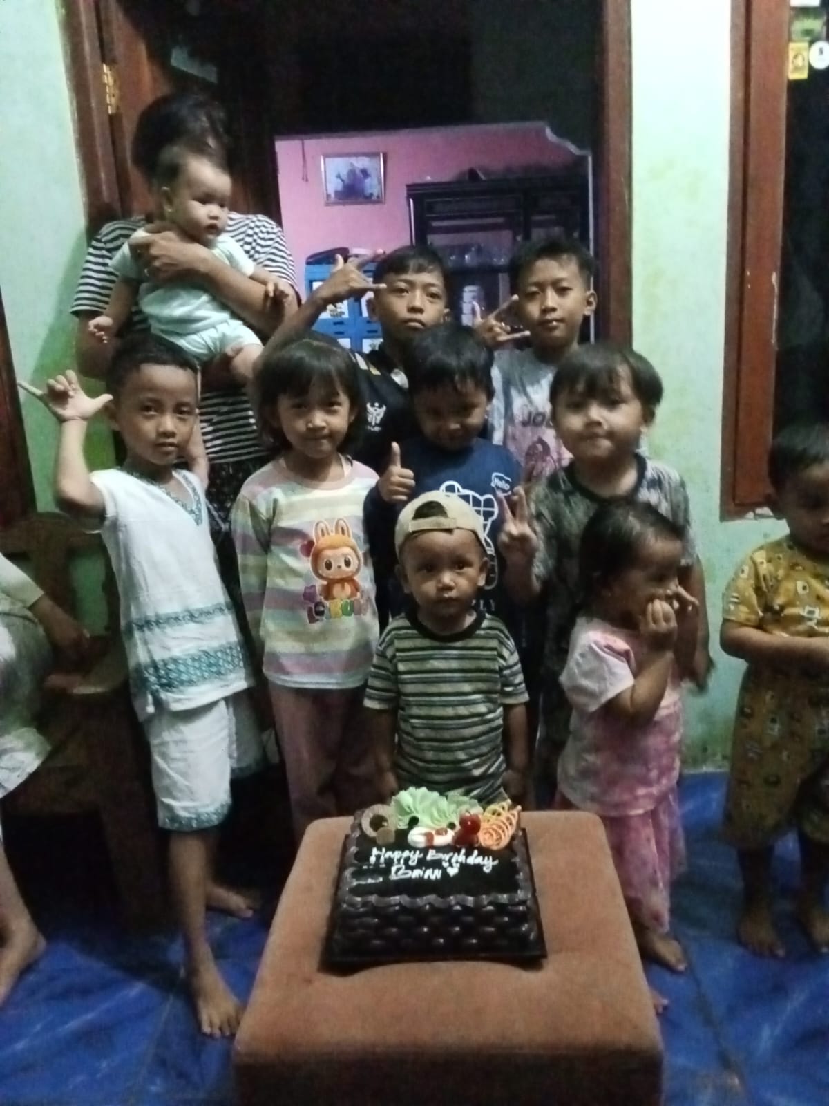 Happy B’day Dede Brayen Yang ke 2 th Cucu yang Ke Dua Anak Dari Tiga Saudara Putra Rizki Abdillah