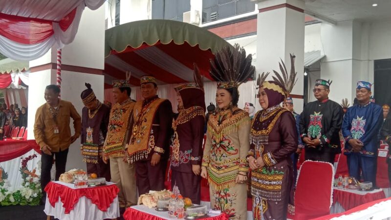 Komandan Kodim 1015/Sampit Hadiri Upacara Peringatan Hari Jadi Ke-23 Kabupaten Seruyan.