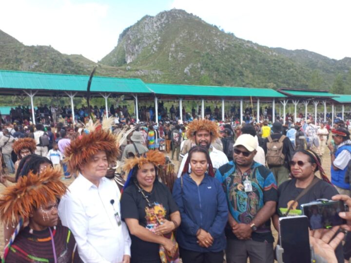 Hari ke-2 Festival Budaya Lembah Baliem (FBLB) di Hadiri Ribuan Turis Mancanegara dan Lokal