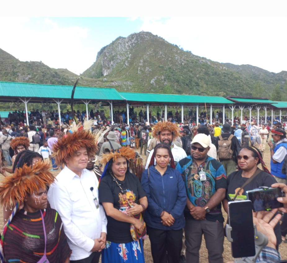 Hari ke-2 Festival Budaya Lembah Baliem (FBLB) di Hadiri Ribuan Turis Mancanegara dan Lokal