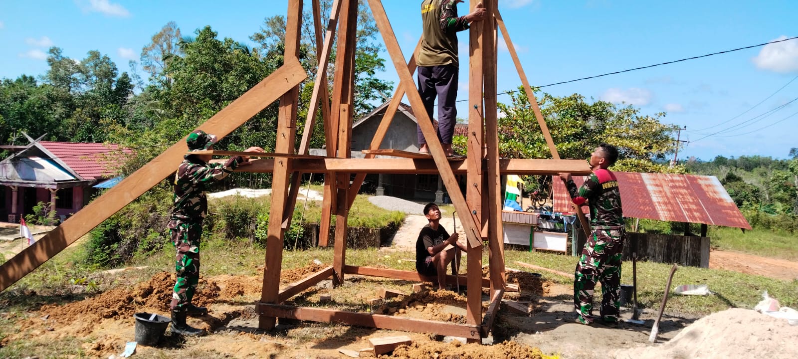 Satgas TMMD Kodim 1016/Plk Siap Mengaliri Air Bersih Di Desa Karya Bakti