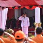 Memperingati HUT Ke-80 RI, Pemkab Kobar Gelar Upacara Pengibaran Bendera Merah Putih Secara Khidmat.