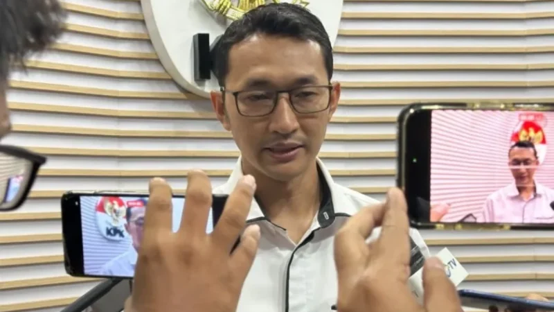 KPK Tetapkan Lima Tersangka Kasus Korupsi Penyaluran Bansos di Kemensos