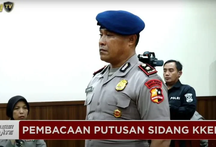 Terkait Kasus Rantis Brimob Lindas Affan Kurniawan, Polri Telah Memecat Kompol Cosmas Kaju Gae, Mantan Danyon Resimen 4 Korps Brimob.