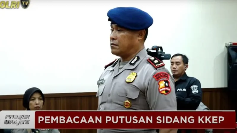 Terkait Kasus Rantis Brimob Lindas Affan Kurniawan, Polri Telah Memecat Kompol Cosmas Kaju Gae, Mantan Danyon Resimen 4 Korps Brimob.