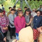 Bacakan Puisi Karya SBY Bupati Pacitan Tampil Memukau Di Festival Resik Kali Desa Sukoharjo